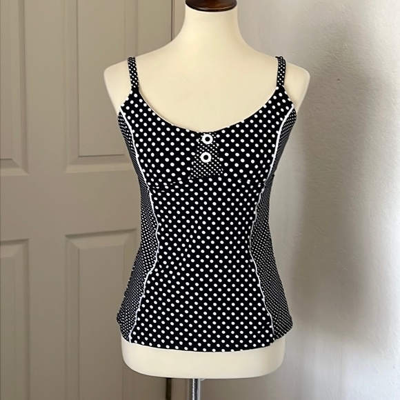 Beach House Swim Tank - Picture 1 of 7